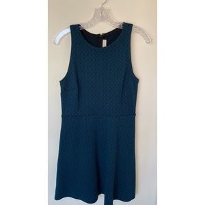Loft MIDI Dress